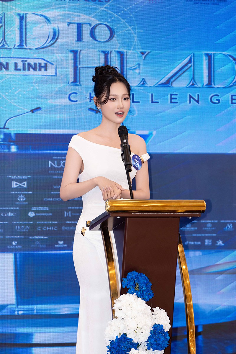 Top 48 Miss World Vietnam 2025 trổ tài tranh biện, lộ diện 15 gương mặt nổi bật - ảnh 3