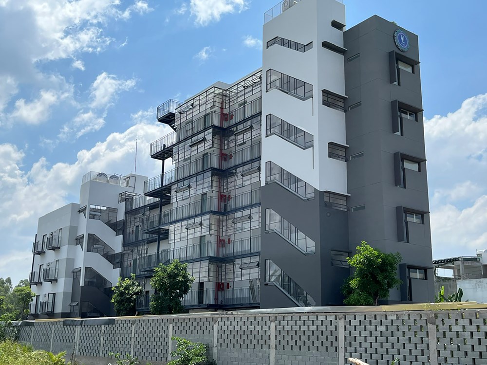 Trường Đại học Luật TP.HCM khai trương KTX sinh viên hơn 26 tỉ đồng - ảnh 1