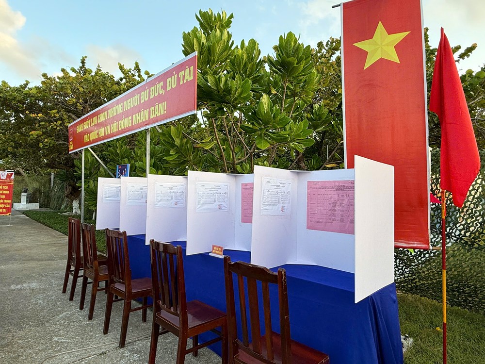 Trường Sa sẵn sàng cho ngày bầu cử - ảnh 6