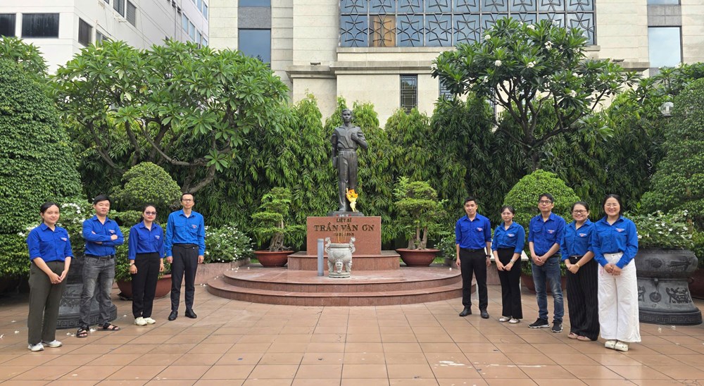 “Chuyến xe xanh – Kết nối địa chỉ đỏ” lan tỏa trong Tháng Thanh niên - ảnh 2