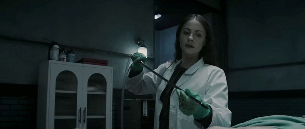 Đằng sau công việc ướp xác trong siêu phẩm kinh dị chuyển thể game - ảnh 2