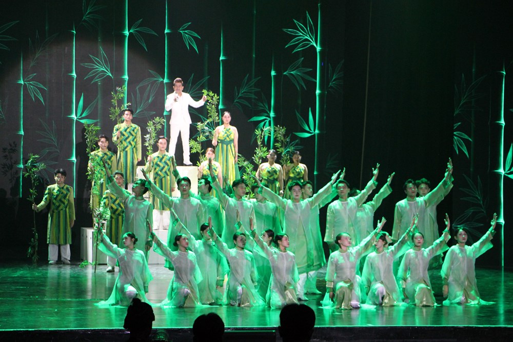 Đặc sắc chương trình nghệ thuật “Phan Châu Trinh - Di sản khai minh bất diệt” - ảnh 7