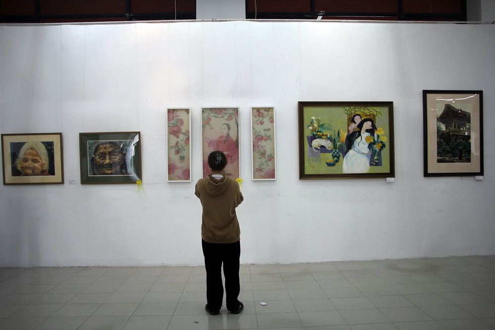 168 tác giả nữ góp mặt tại triển lãm mỹ thuật “Hương sắc tháng 3” - ảnh 7