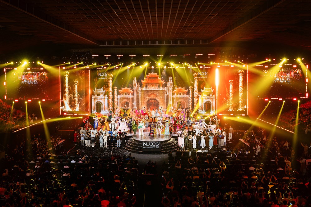 Rực rỡ sắc màu văn hoá tại đêm trình diễn “Dances of Vietnam” - Miss World Vietnam 2025 - ảnh 1