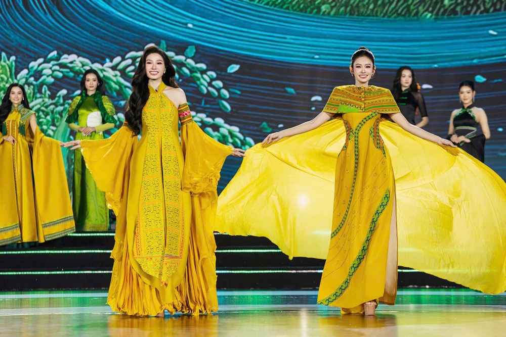 Phan Phương Oanh đăng quang Miss World Vietnam 2025 - ảnh 10