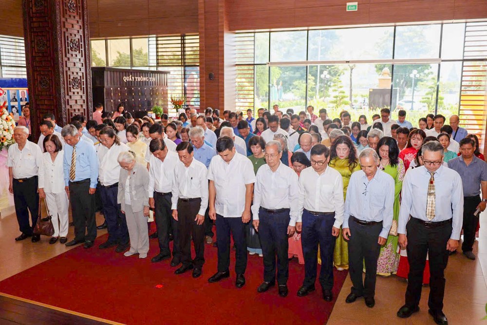 Họp mặt tưởng niệm 46 năm Ngày mất Chủ tịch Tôn Đức Thắng - ảnh 10