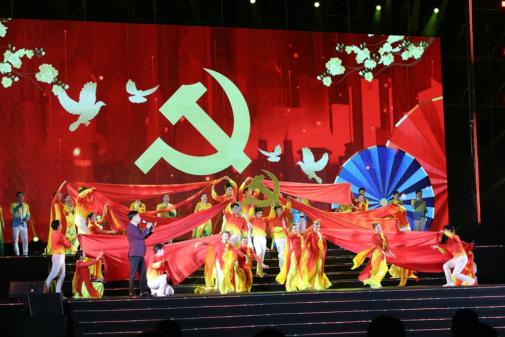 Vĩnh Long phát động đợt sinh hoạt chính trị sâu rộng - ảnh 4