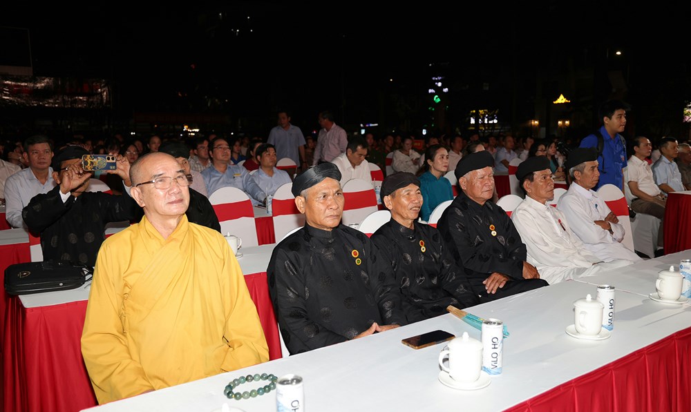 Vĩnh Long phát động đợt sinh hoạt chính trị sâu rộng - ảnh 3