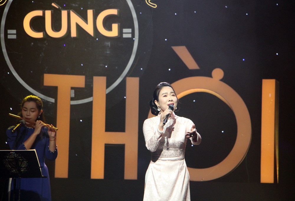 “Hát từ thành phố mang tên Người” tái hiện hình tượng Bác qua nghệ thuật  - ảnh 4