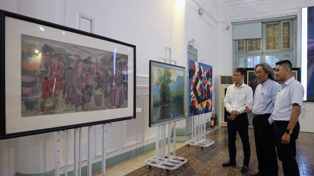 Hội Mỹ thuật Việt Nam chuyển giao hơn 200 tác phẩm cho Bảo tàng Mỹ thuật TP.HCM  - ảnh 2