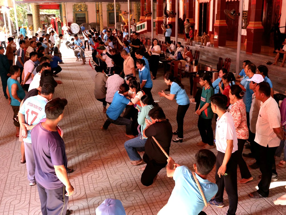 Nhiều hoạt động thiết thực trong Tết Quân Dân mừng Chôl Chnăm Thmây 2026 - ảnh 8