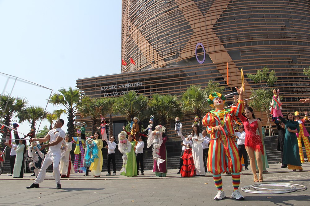 TP.HCM mời tham quan Rạp Xiếc và Biểu diễn đa năng Phú Thọ - ảnh 5