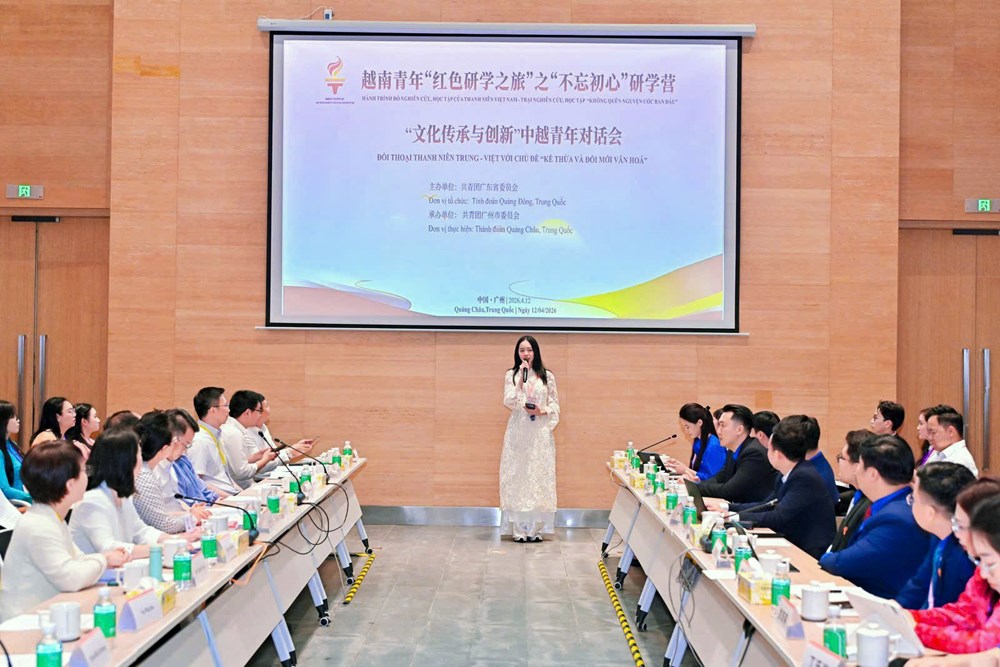 Hoa hậu Thanh Thủy cùng hơn 200 thanh niên, thiếu nhi lan tỏa tình hữu nghị Việt - Trung  ​ - ảnh 2