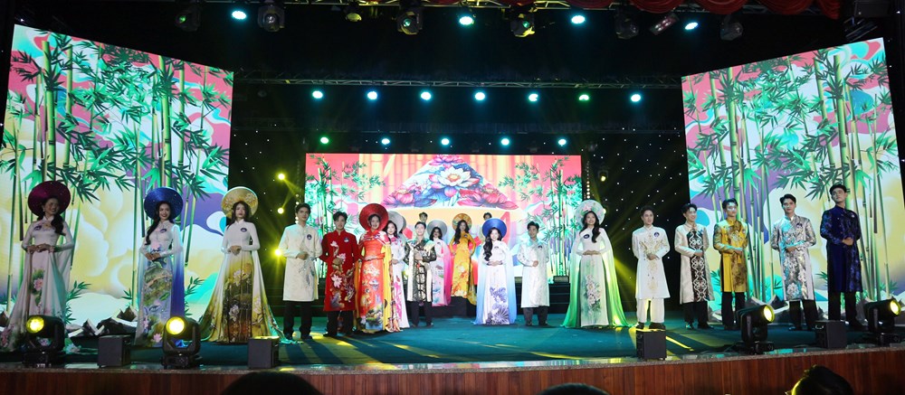 Sinh viên Văn hóa tỏa sáng trong đêm chung kết “Danh hoa sắc Việt” - ảnh 2