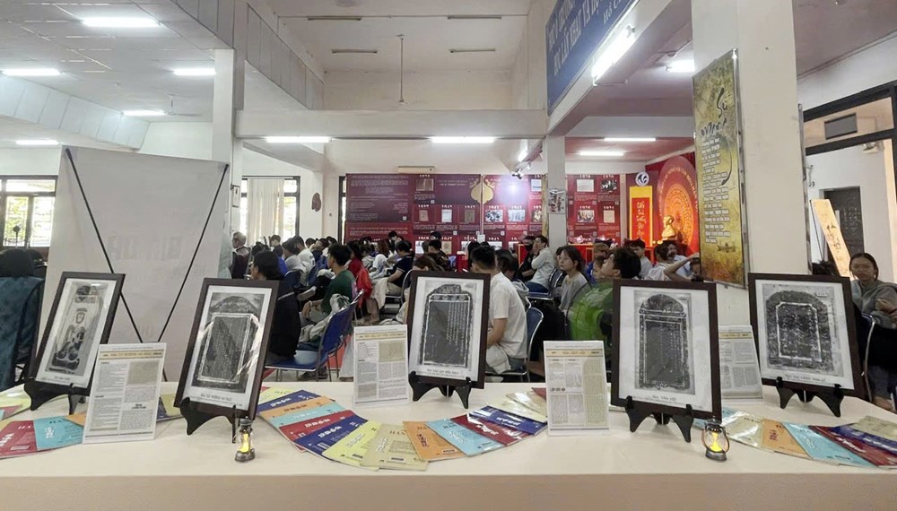 “Dấu ấn Thư tịch” lan tỏa giá trị văn hóa đọc và di sản Hán – Nôm - ảnh 4