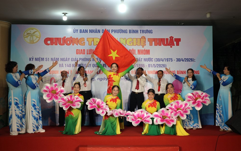 Tưng bừng giao lưu văn nghệ, củng cố phong trào văn hóa cơ sở - ảnh 1