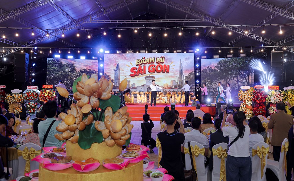 Trần Tuấn Kiệt mang “Bánh mì Sài Gòn” lên sân khấu khai mạc Lễ hội Bánh mì Việt Nam 2026 - ảnh 3