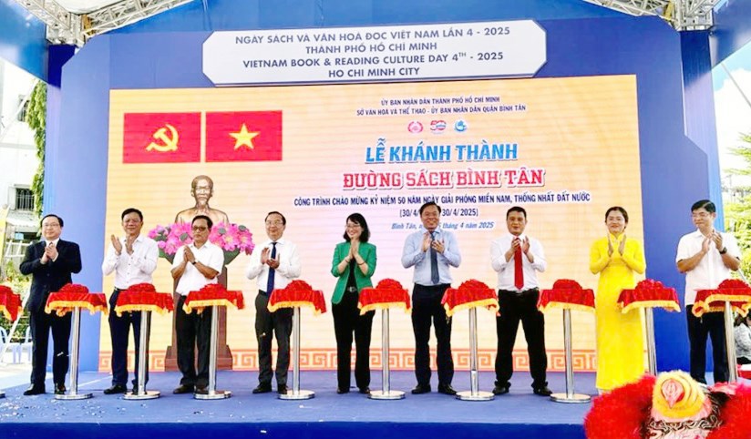 Di dời “Đường sách Bình Tân” về Trung tâm Cung ứng dịch vụ công phường An Lạc - ảnh 1