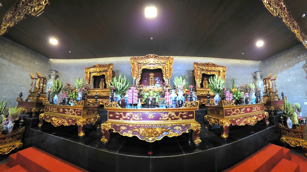 Dòng người về dự Giỗ Tổ Hùng Vương 2026 tại Đền thờ Vua Hùng TP. Cần Thơ - ảnh 8