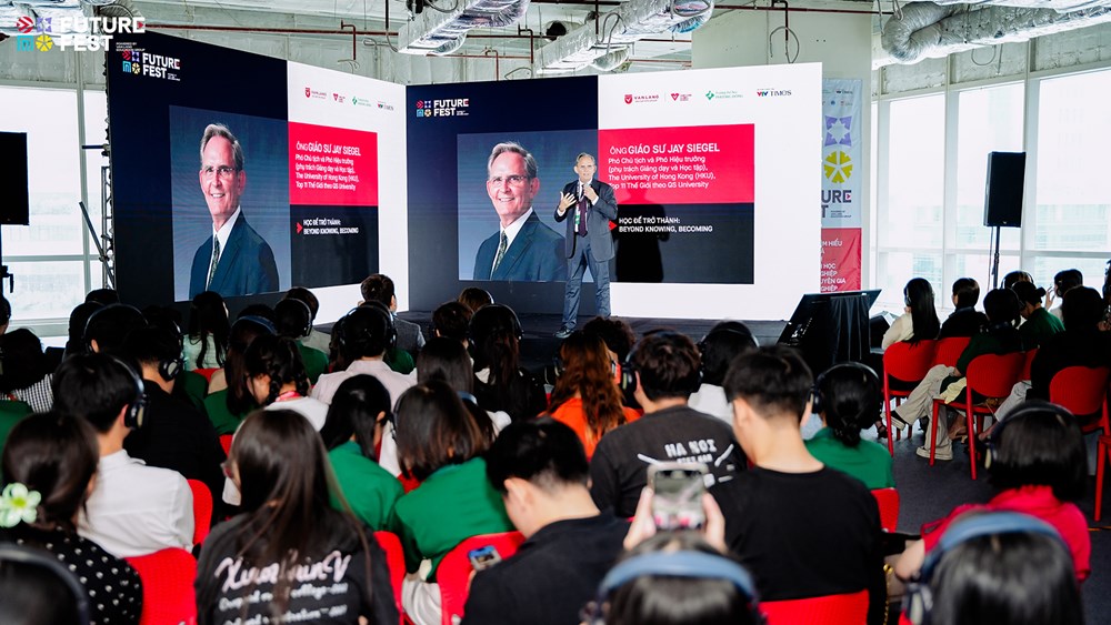 Mở không gian đối thoại định hướng nghề nghiệp cho người trẻ - ảnh 3