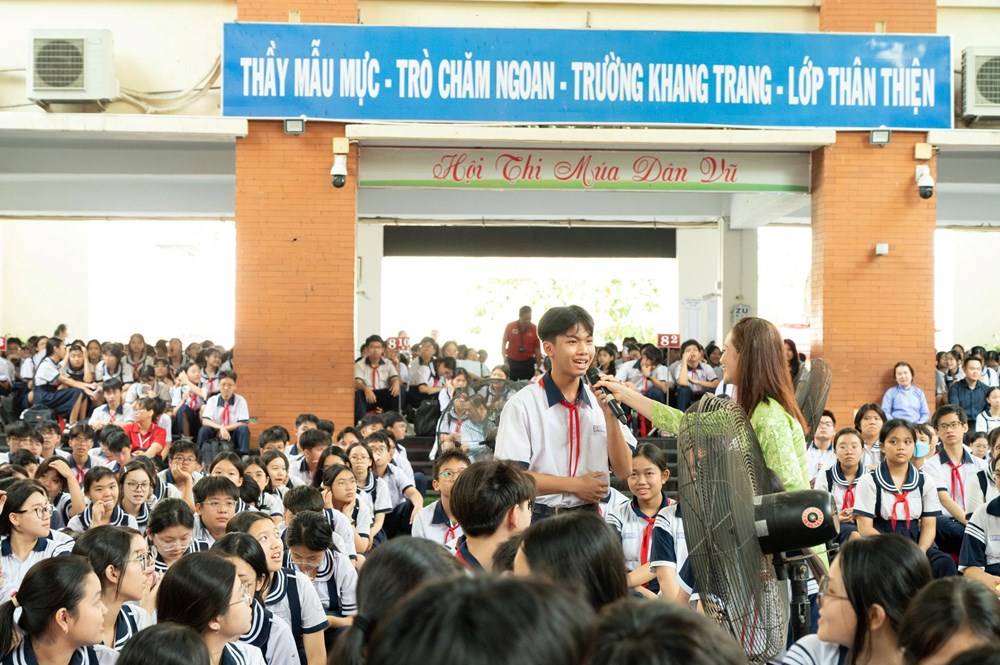 TP.HCM đưa sân khấu vào trường học tuyên truyền văn hóa ứng xử - ảnh 3