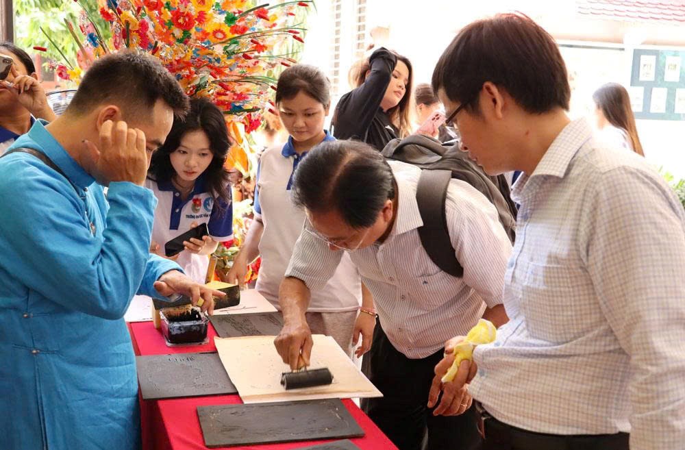 Chuỗi sự kiện văn hóa “Di sản Huế - Hội tụ và lan tỏa” tại TP.HCM - ảnh 5