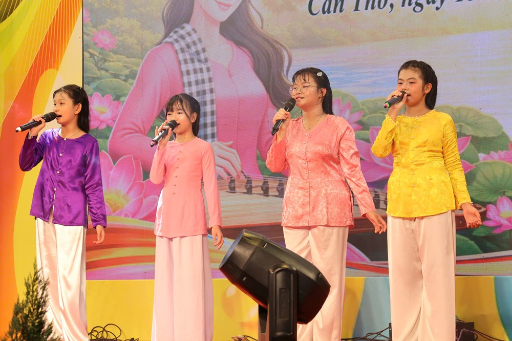 Khai mạc Liên hoan Đàn, hát dân ca Nam Bộ TP. Cần Thơ năm 2026 - ảnh 7
