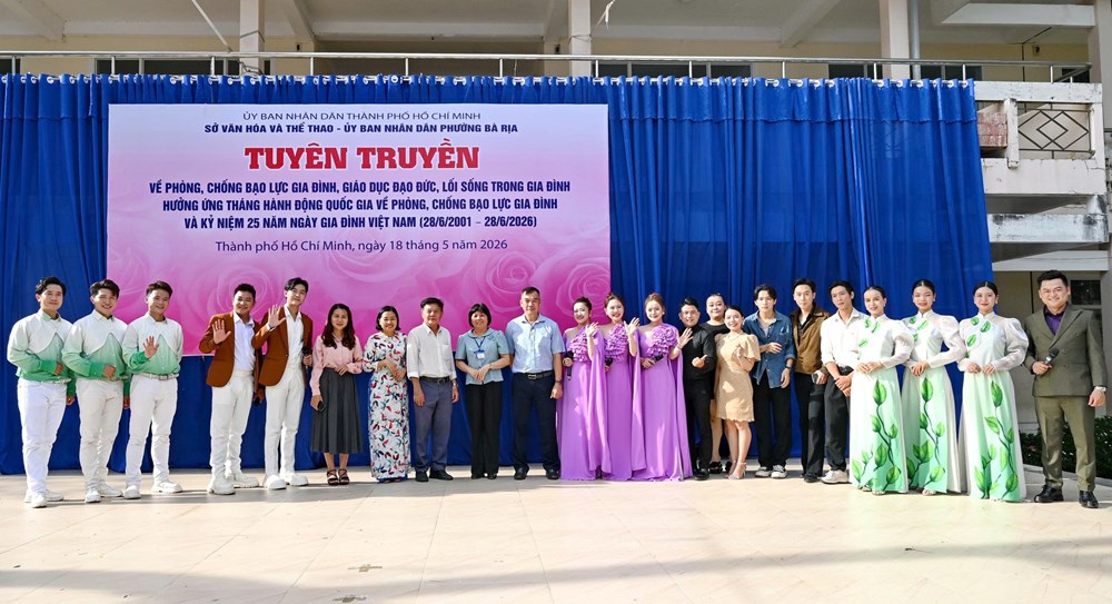 Sân khấu hóa tuyên truyền phòng, chống bạo lực gia đình trong trường học - ảnh 12