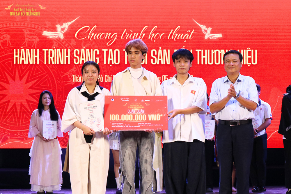 Trao giải cuộc thi “Hành trình sáng tạo: Từ di sản đến thương hiệu” mùa 2 - ảnh 2