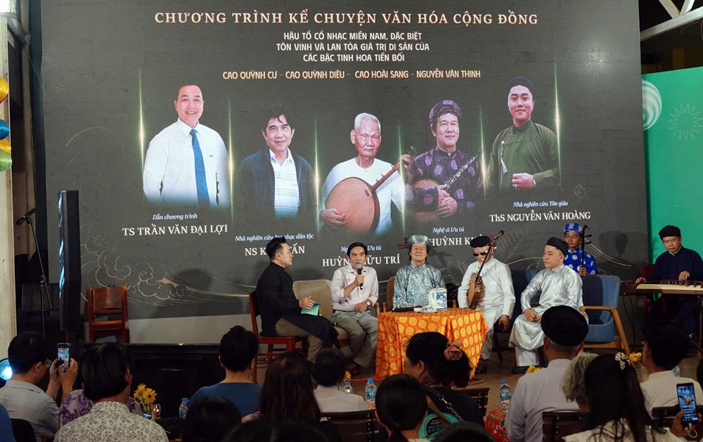 Kể chuyện di sản Đờn ca tài tử giữa lòng phố sách - ảnh 1