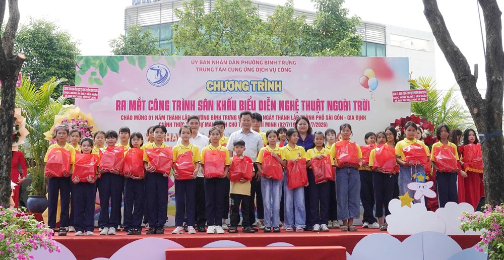Ra mắt công trình sân khấu biểu diễn nghệ thuật ngoài trời - ảnh 5