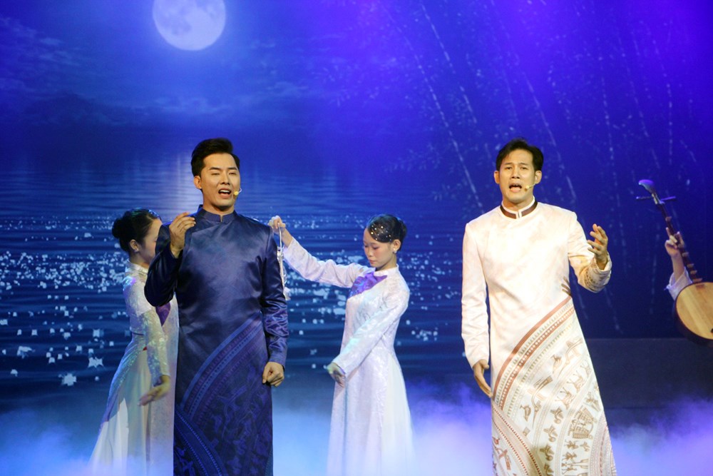 Lê Hậu thực hiện liveshow kỷ niệm 14 năm gắn bó với nghệ thuật - ảnh 8