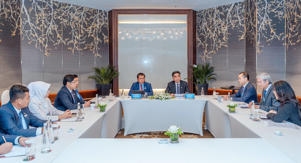 Lãnh đạo TP.HCM tham dự AFF 2026, thúc đẩy hợp tác địa phương trong khu vực - ảnh 6