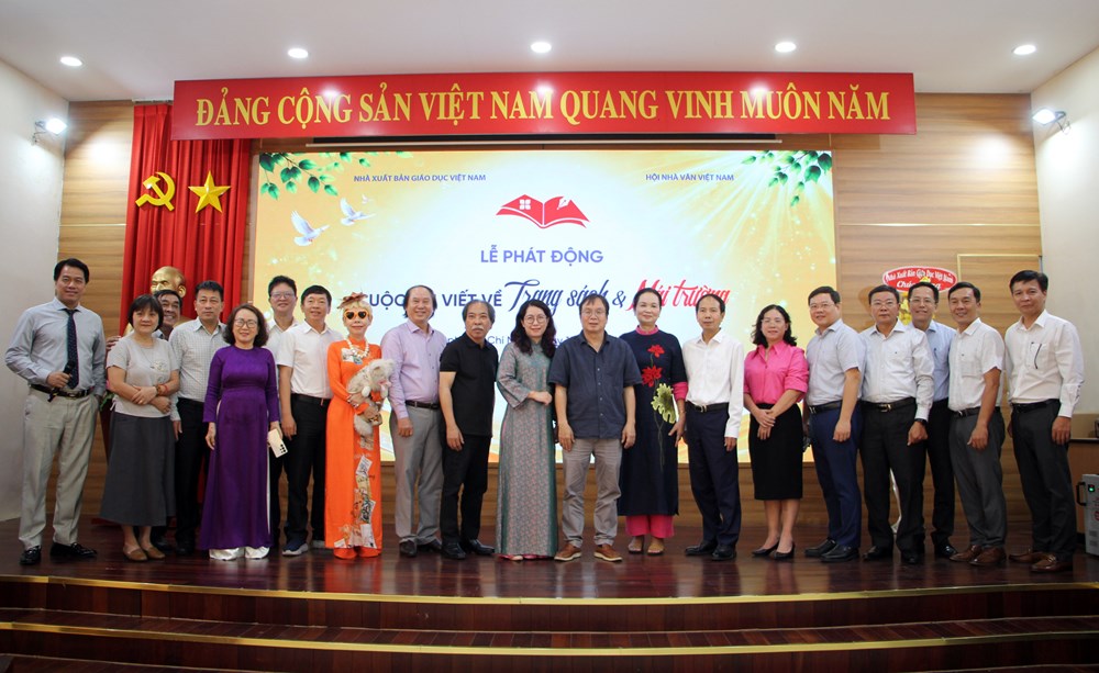 Phát động cuộc thi viết về “Trang sách & Mái trường” tại TP.HCM - ảnh 6