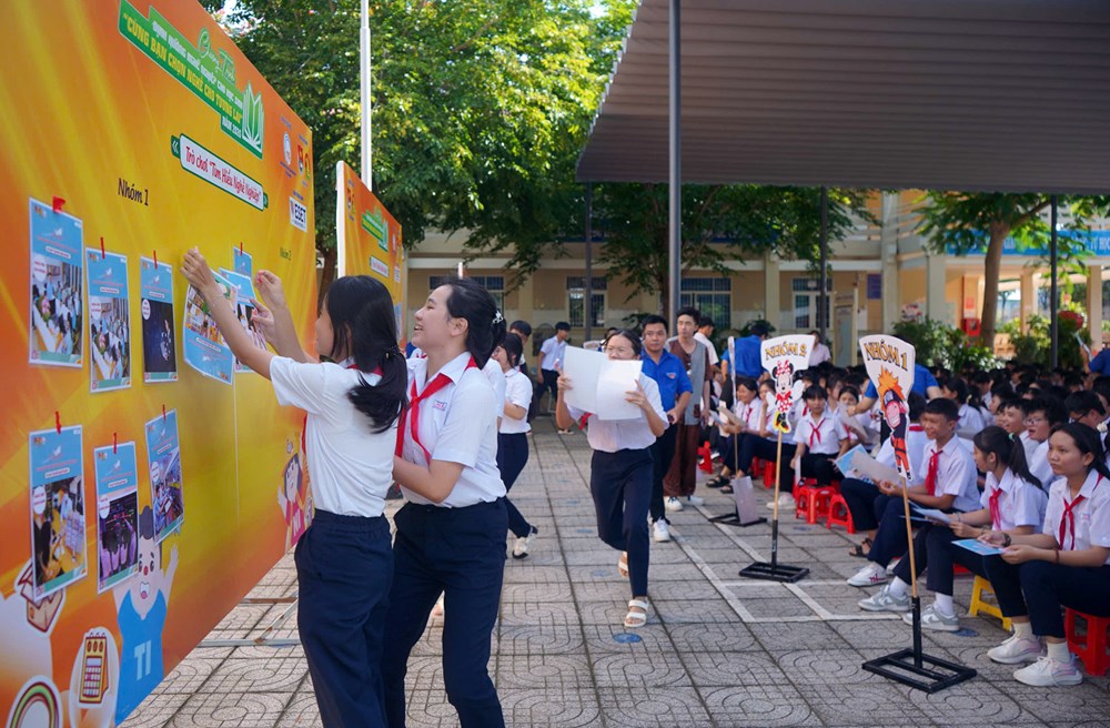 Đồng hành học sinh lớp 9 định hướng nghề nghiệp cho tương lai - ảnh 1