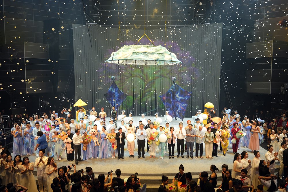 Công diễn vở “Mơ Show”, mở màn không gian biểu diễn mới của TP.HCM - ảnh 15