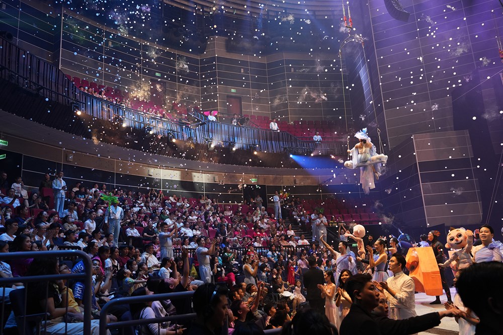 Công diễn vở “Mơ Show”, mở màn không gian biểu diễn mới của TP.HCM - ảnh 13