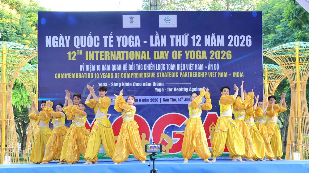 Hơn 1.000 người tham gia Ngày Quốc tế Yoga năm 2026 tại Cần Thơ - ảnh 1