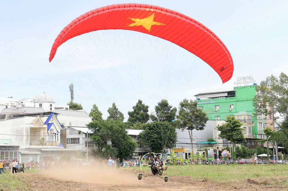 Khai mạc Lễ hội Sen Đồng Tháp 2026: “Về nghe Sen kể chuyện” - ảnh 8