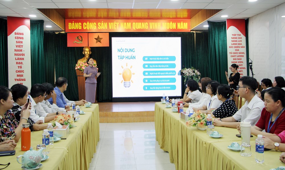 Tập huấn kỹ năng giao tiếp, ứng xử cho đội ngũ làm công tác bảo tàng - ảnh 1