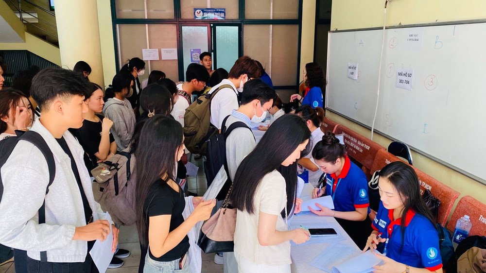 Hơn 700 thí sinh thi năng khiếu vào Trường ĐH Sân khấu - Điện ảnh TP.HCM - ảnh 2