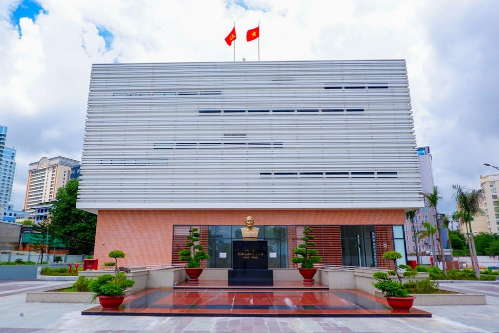 Phát động cuộc thi thiết kế bộ nhận diện thương hiệu Bảo tàng Tôn Đức Thắng - ảnh 2