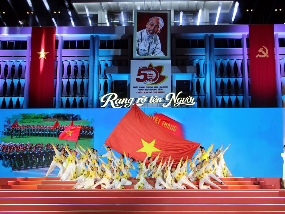 Tối nay 2.7, chương trình nghệ thuật - chính luận “Rạng rỡ tên Người” kết nối với nhiều điểm cầu - ảnh 1