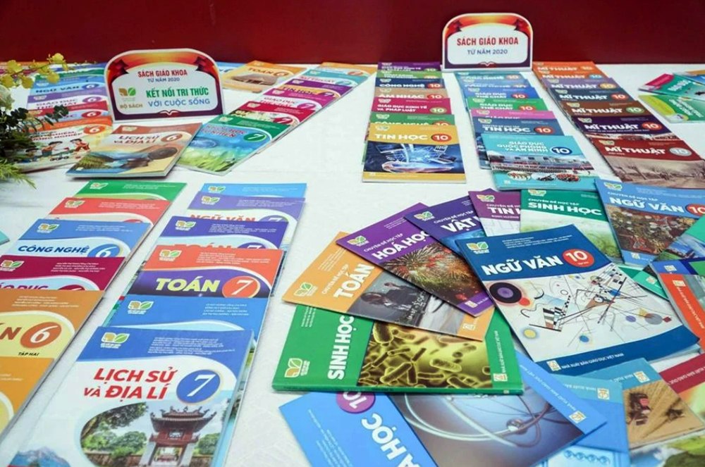 SGK in trước năm 2026 vẫn tiếp tục được sử dụng trong năm học mới - ảnh 1