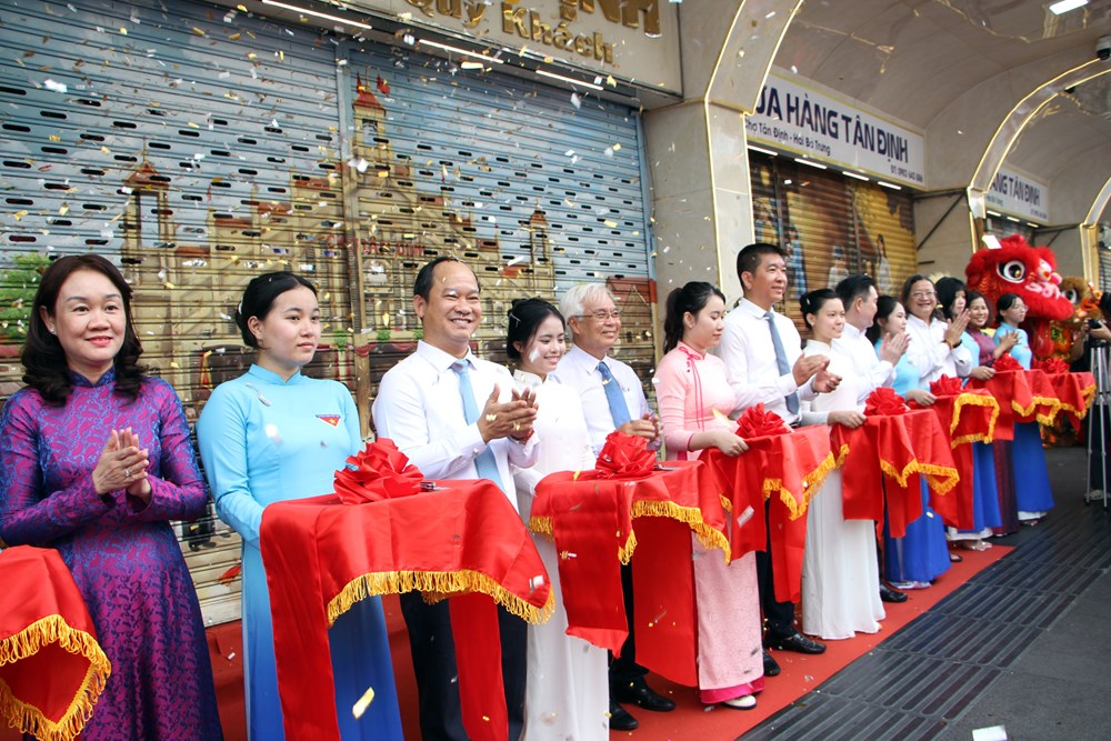 Chợ Tân Định kỷ niệm 100 năm hình thành và phát triển - ảnh 1