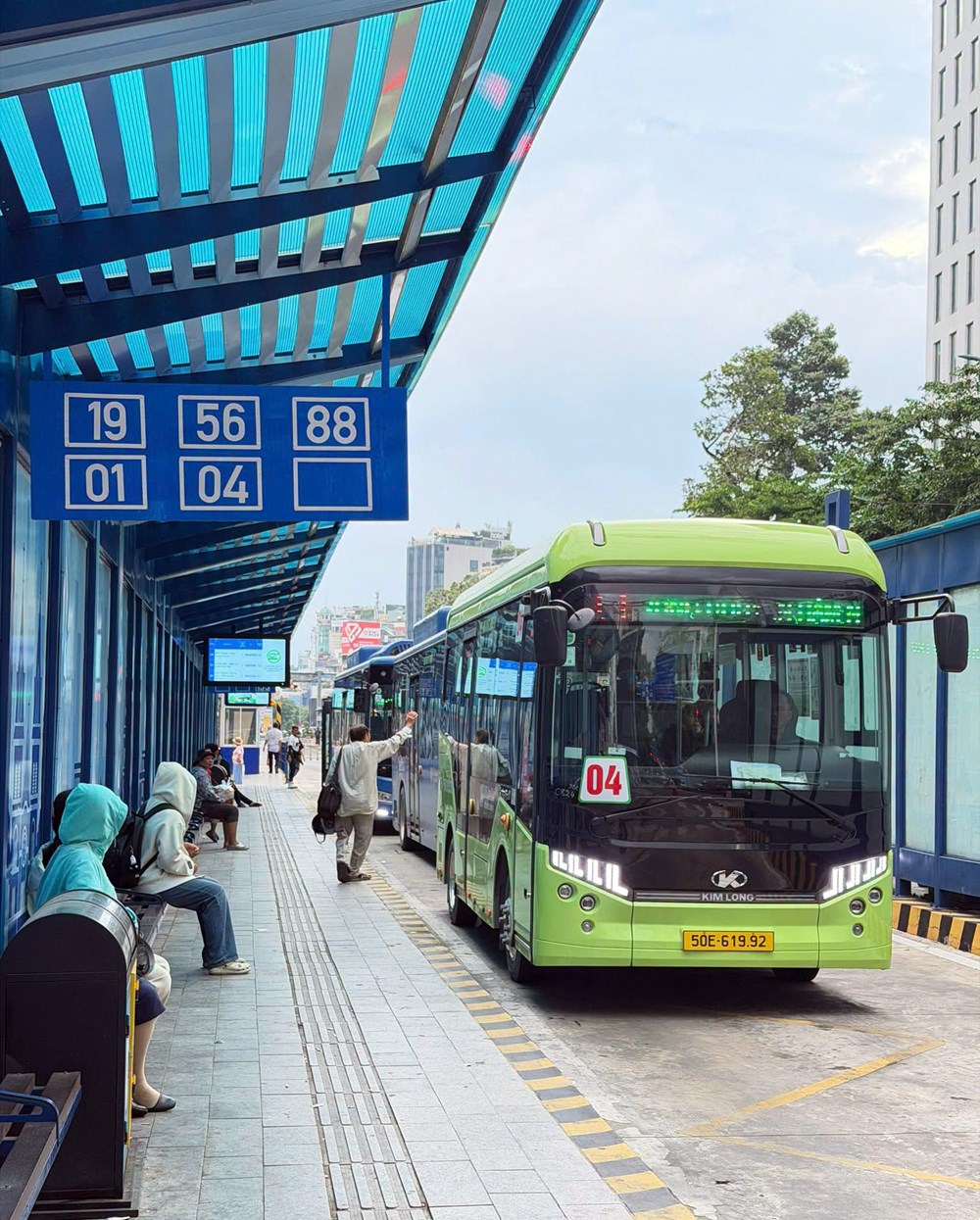 10 tuyến xe buýt khu vực Đại học Quốc gia TP.HCM tạm điều chỉnh lộ trình từ 1.8 - ảnh 1