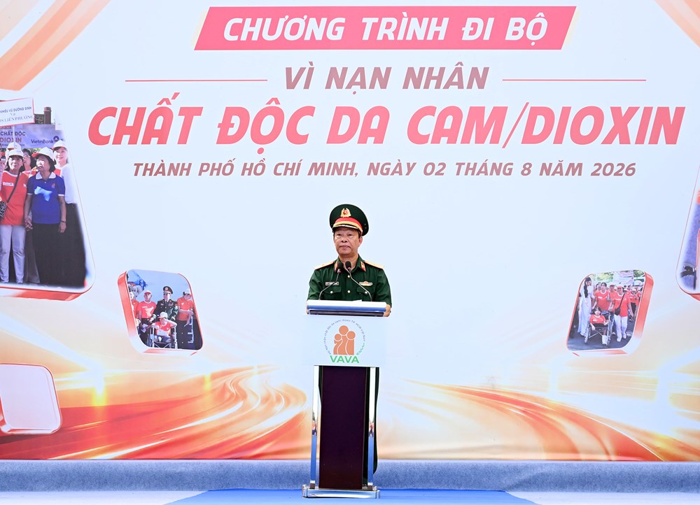 Hơn 5.000 người đi bộ vì nạn nhân chất độc da cam/dioxin - ảnh 3
