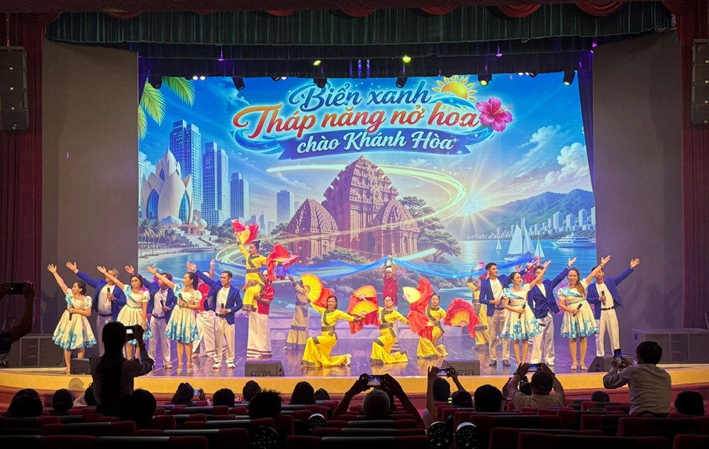 Cán bộ văn hóa cơ sở cần được trang bị kỹ năng phù hợp mô hình mới - ảnh 1