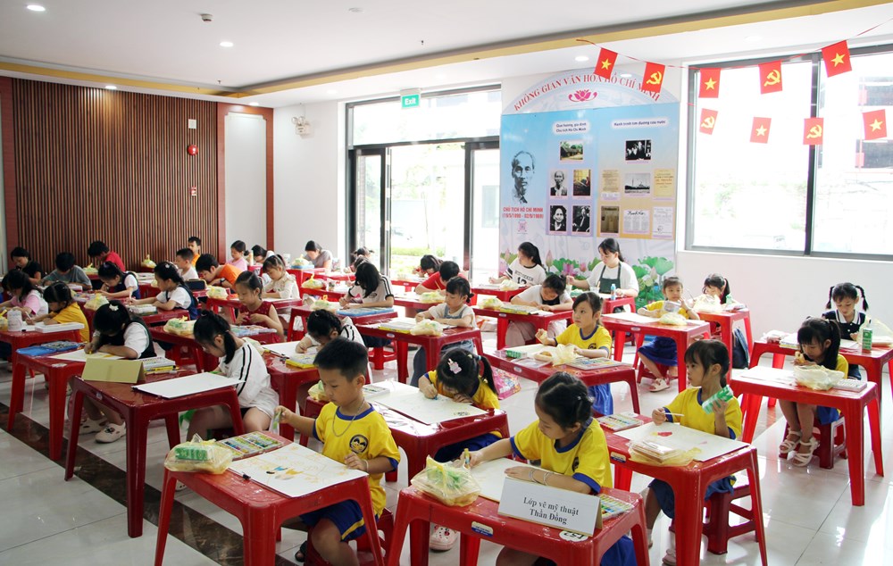 Trao 92 giải cuộc thi vẽ tranh “Thiếu nhi TP.HCM với Bác Tôn” - ảnh 6