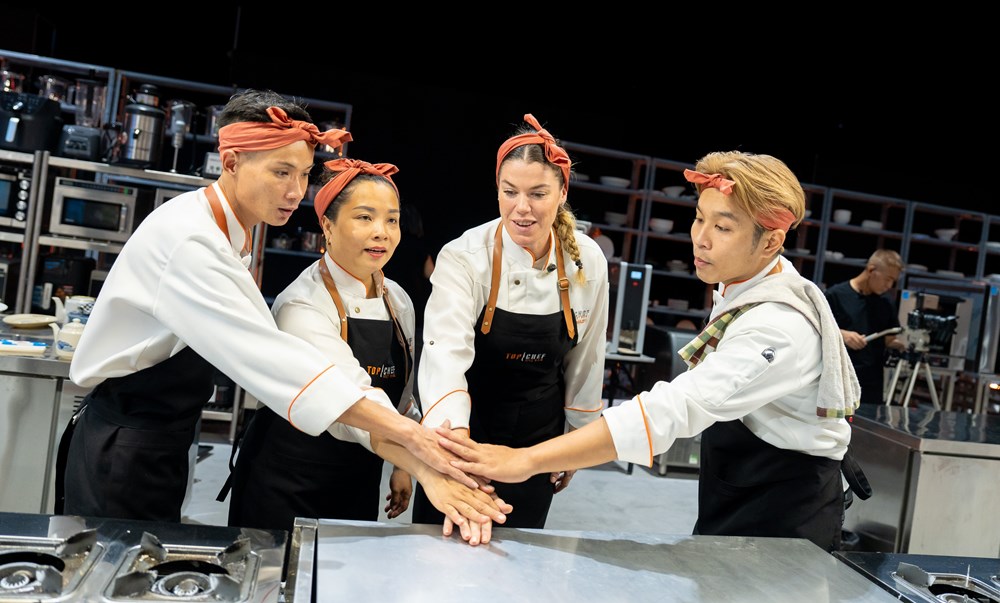 Khoác “áo mới” lên món ăn dân dã miền Tây, đầu bếp Top Chef khiến giám khảo thốt lên “đã cái nư” - ảnh 5